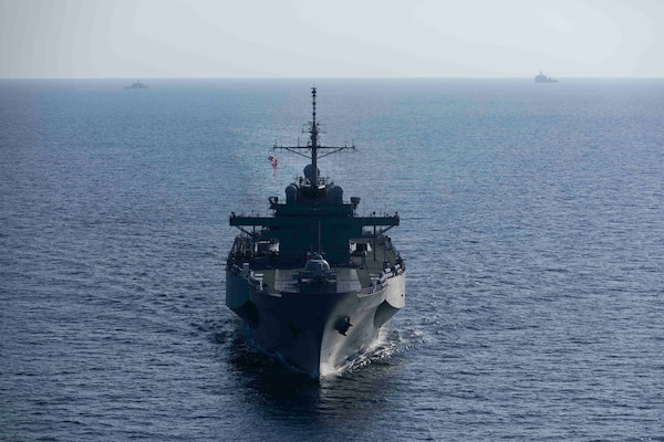 U.S. 7th Fleet flagship USS Blue Ridge (LCC 19), center, Philippine Coast Guard Boracay-class patrol boat BRP Boracay (FPB-2401), left, and U.S. Navy Whidbey Island-class dock landing ship USS Ashland (LSD 48), right, participate in a group sail during a multilateral exercise with the Armed Forces of the Philippines and Royal Australian Navy in the Sulu Sea, April 13, 2026. U.S. 7th Fleet, the U.S. Navy’s largest forward-deployed numbered fleet, routinely interacts and operates with allies and partners in preserving a free and open Indo-Pacific. (U.S. Navy photo by Mass Communication Specialist 1st Class Charles Oki)