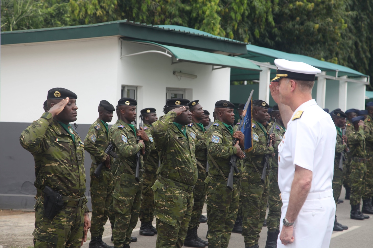 Adm. George M. Wikoff, commander of U.S. Naval Forces Africa (NAVAF), visited Abidjan this week, marking the highest-level U.S. Navy visit to the country and underscoring the growing strength of the U.S.–Côte d’Ivoire defense partnership.

During his visit to Abidjan, Wikoff met with Abroulaye Fofana, the Permanent Secretary of the Interministerial Committee in Charge of State Actions at Sea, to discuss maritime interoperability and cooperation. He then met with General d’Armée Lassina Doumbia, Chief of the Defense Staff, to advance U.S.–Côte d’Ivoire defense cooperation, with a focus on regional stability and shared interests in the Gulf of Guinea.