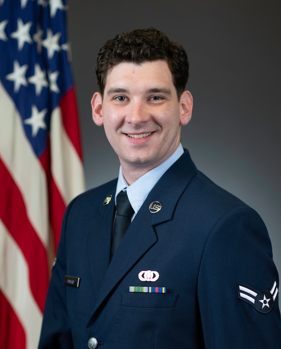 A1C Graydon Howard official photo