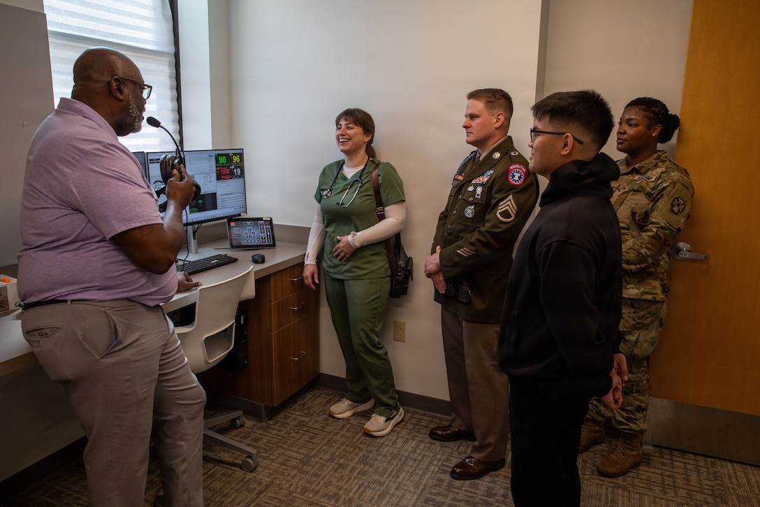 Minnesota school launches first-of-its-kind bridge program to strengthen Army Reserve, nursing pipeline and readiness