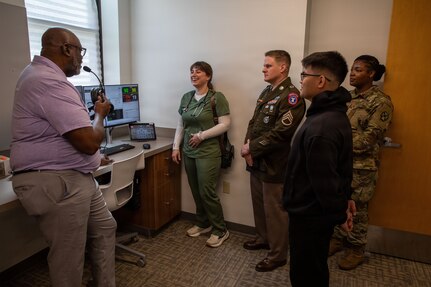 Minnesota school launches first-of-its-kind bridge program to strengthen Army Reserve, nursing pipeline and readiness