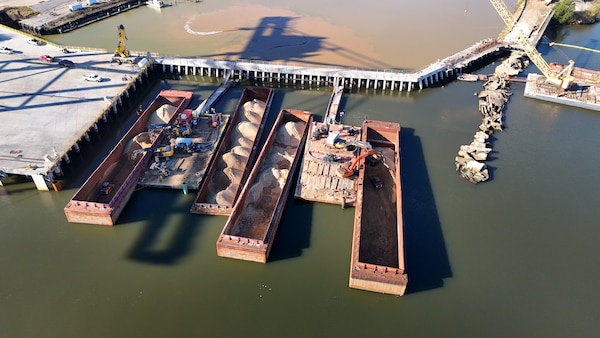 Picture of a dredge operation.