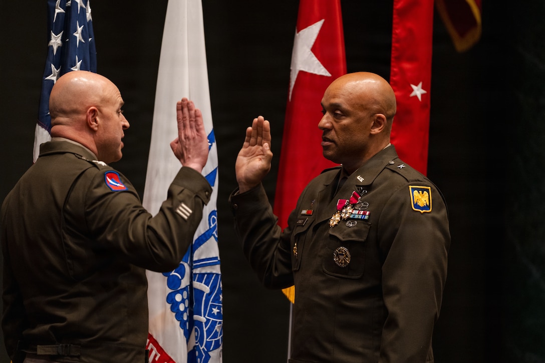 Lt. Gen. Jon Stubbs, director of the Army National Guard, administers the oath of office to Brig. Gen. Franklin “Shaune” Jones during a promotion ceremony at the National Guard Memorial Museum in Washington, April 3, 2026.
