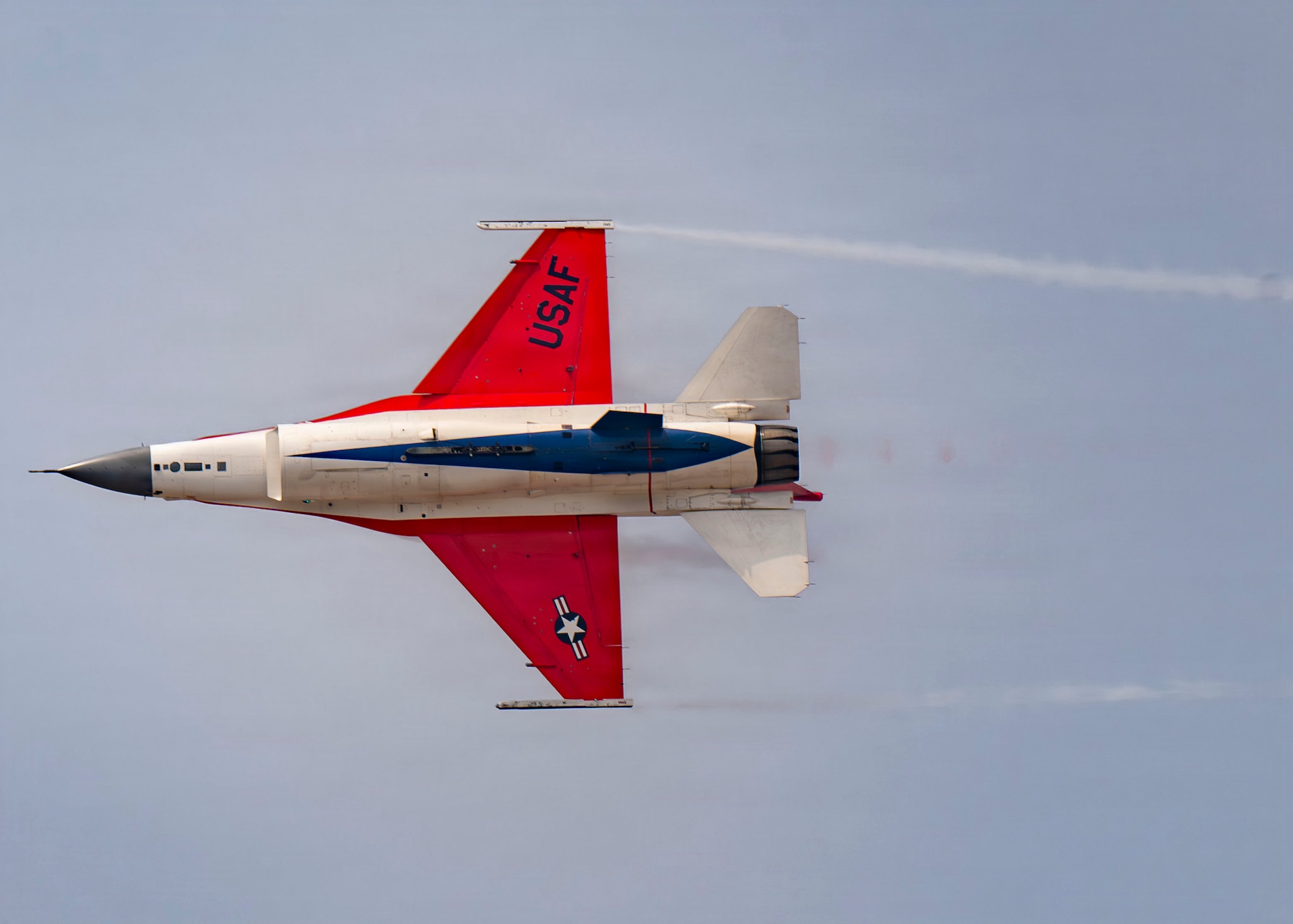 A U.S. Air Force F-16C Fighting Falcon, flown by Maj. Taylor “FEMA” Hiester, F-16 Viper Demonstration Team commander and pilot, performs during the Peru Airshow at Las Palmas Air Base, Peru, April 25, 2026. The demonstration showcases the aircraft’s agility and precision while highlighting U.S. Air Force capabilities to an international audience. (U.S. Air Force photo by Staff Sgt. Lauren Diaz)