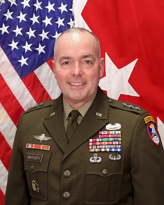 LTG John Rafferty, Commanding General, U.S. Army Space and Missile Defense Command, 8x10, 300dpi
