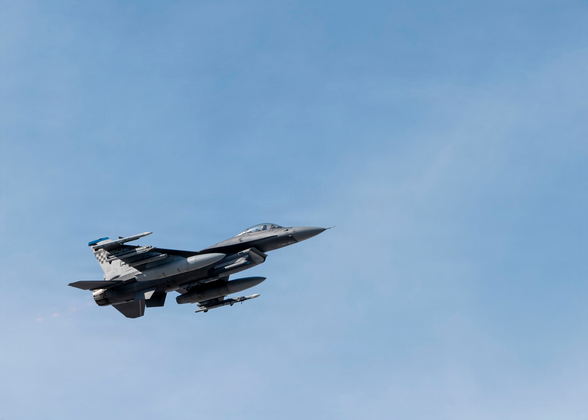 A U.S. Air Force pilot, assigned to Osan Air Base, Republic of Korea, takes off for the Joint Pacific Alaska Range Complex (JPARC) during RED FLAG-Alaska 26-1 at Eielson Air Force Base, Alaska, April 27, 2026.