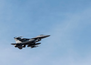 A U.S. Air Force pilot, assigned to Osan Air Base, Republic of Korea, takes off for the Joint Pacific Alaska Range Complex (JPARC) during RED FLAG-Alaska 26-1 at Eielson Air Force Base, Alaska, April 27, 2026.