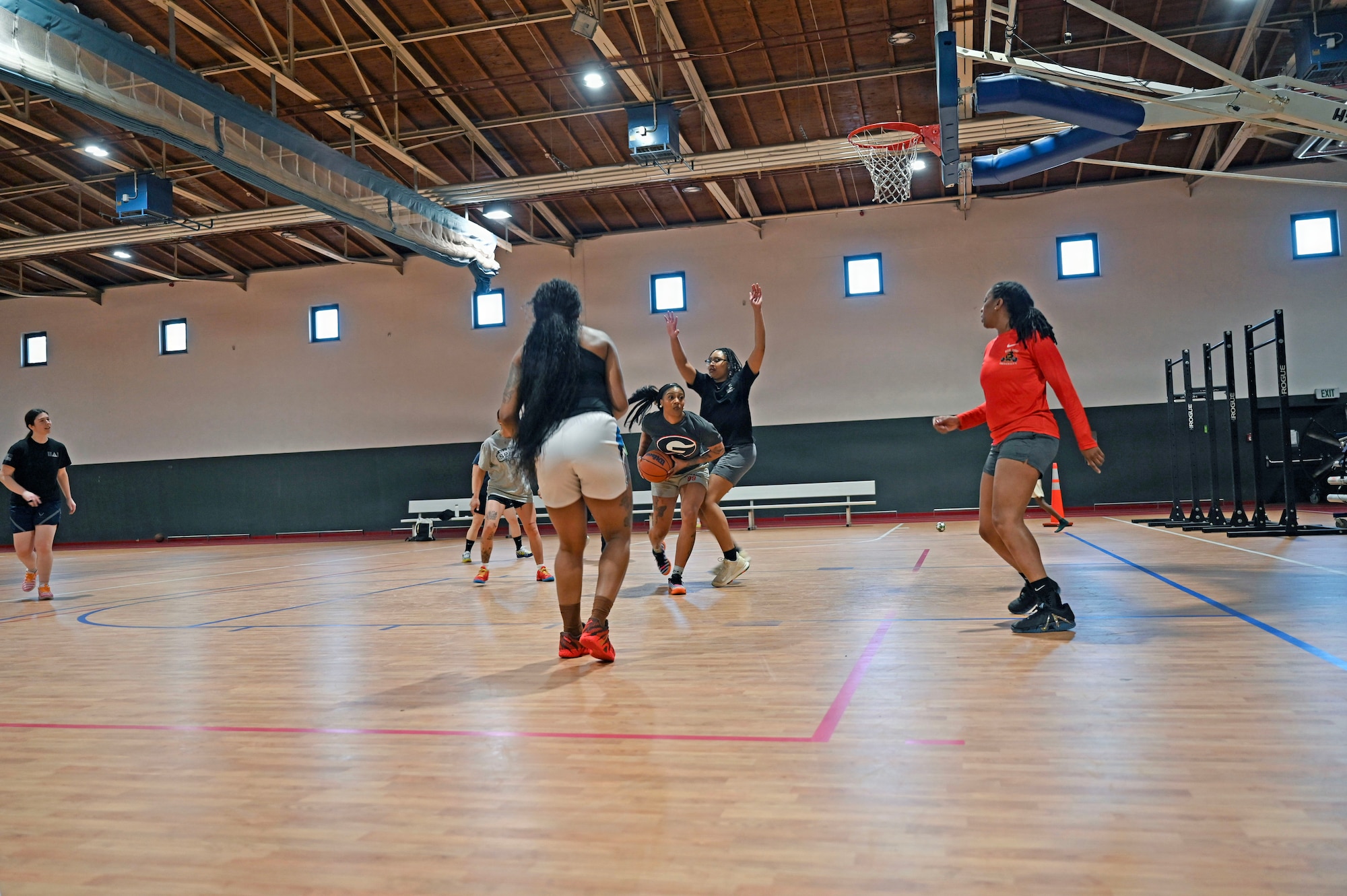 basketball player performs a drill