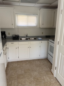 SMR Virginia Cottage 99