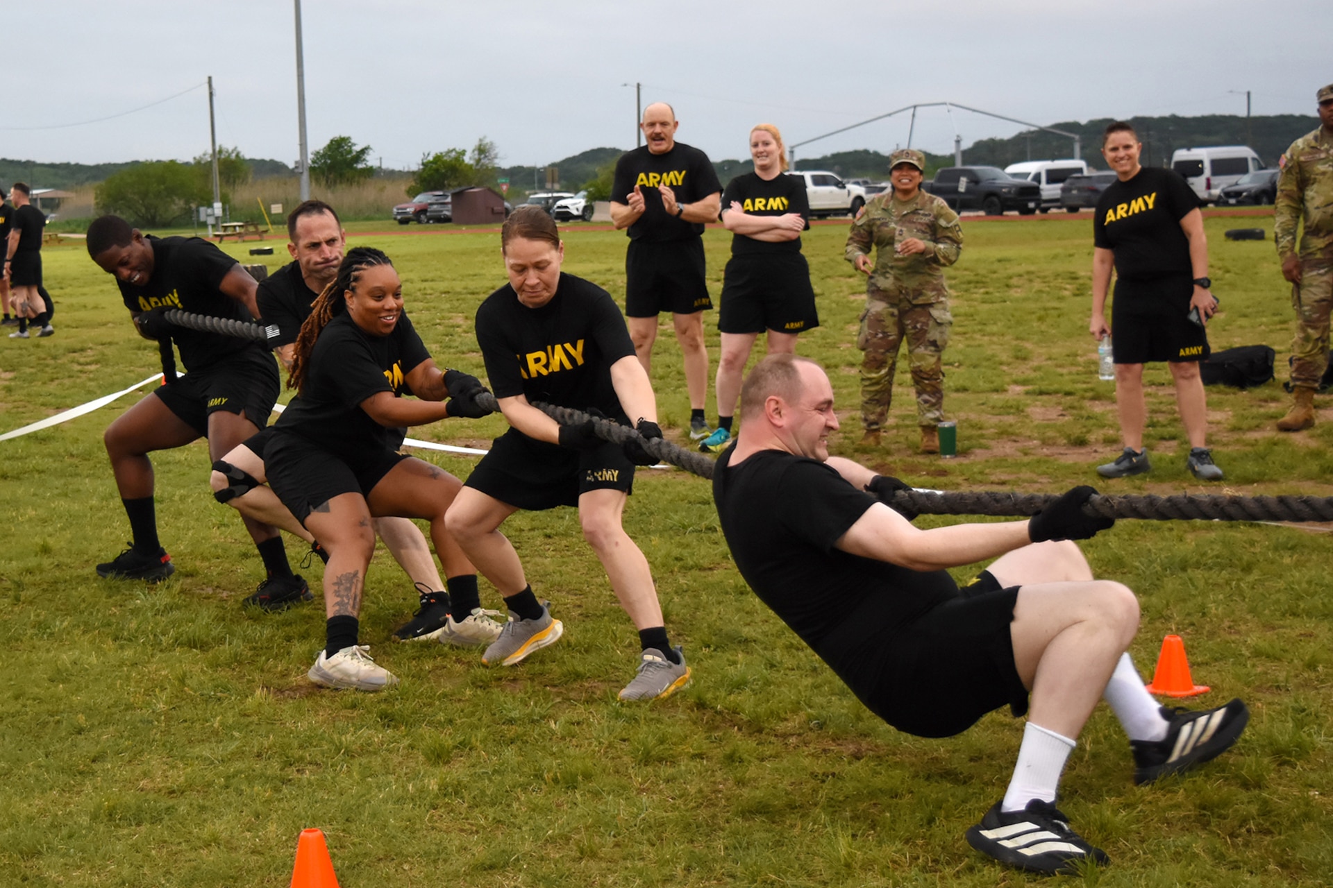 U.S. Army Reserve Soldiers compete in a tug-of-war competition at North Fort Hood, Texas, on April 23, 2026.