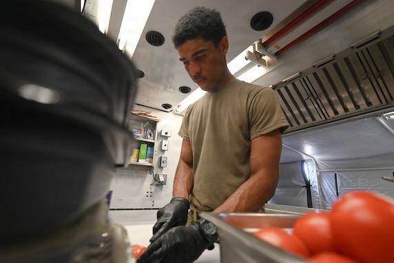 Army Reserve nutrition care specialists feed the fight at Fort Hunter Liggett