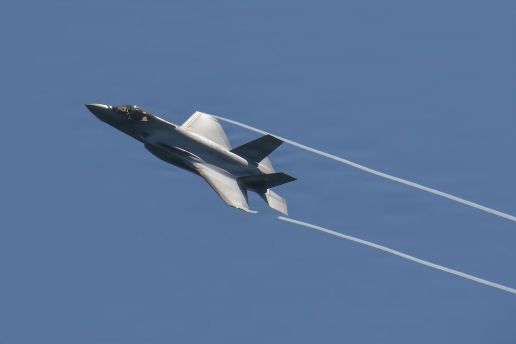 More than 85 military and civilian defense partners took part in the Joint Program Office course, which provided attendees practical, hands-on training recovering a wide variety of airframes using advanced equipment and techniques designed to do so safely and efficiently.