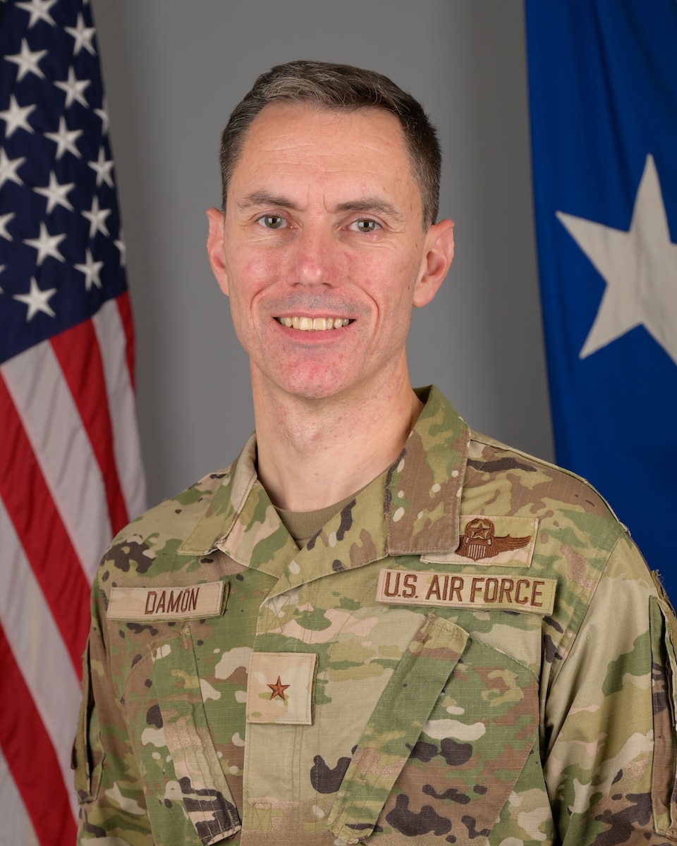 379th AEW Commander