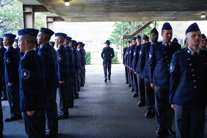 MTI inspects Guardians in formation