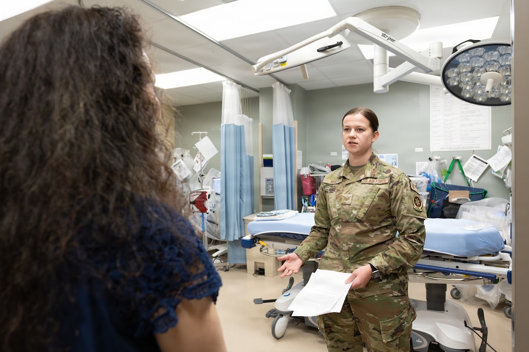 Airman briefs Dr. Wolfe