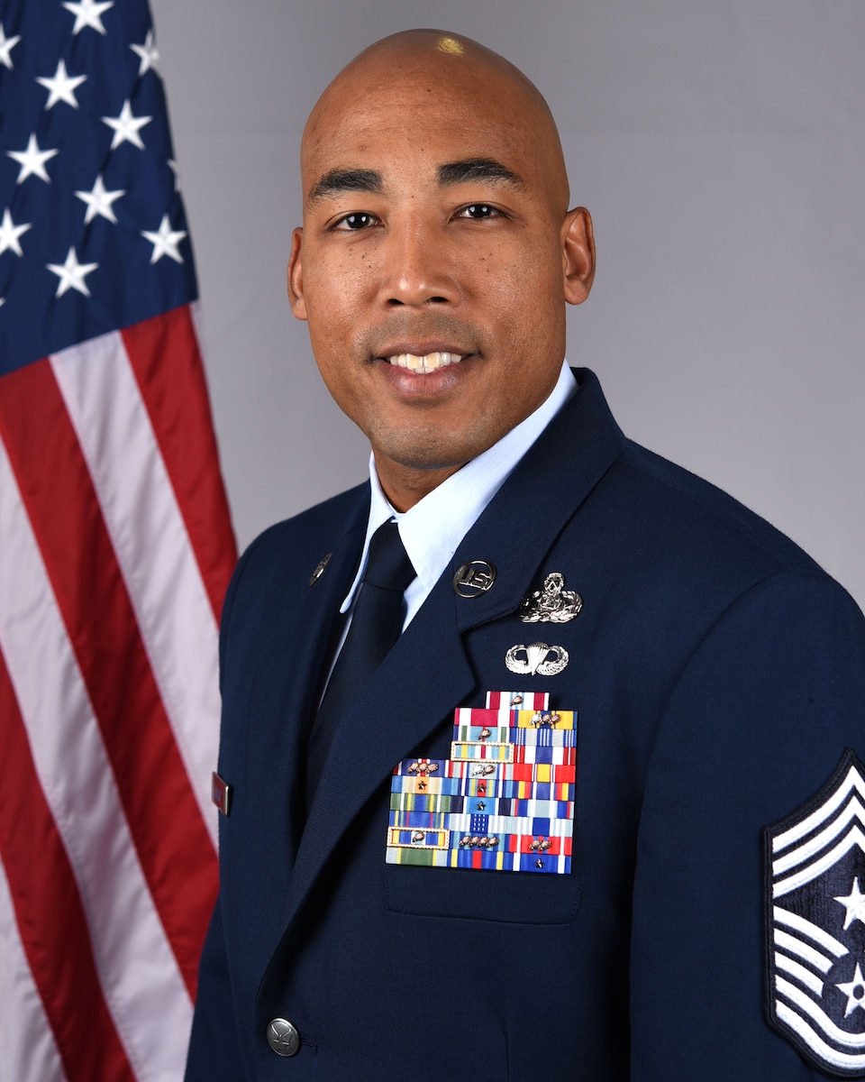 CMSGT Hucks
