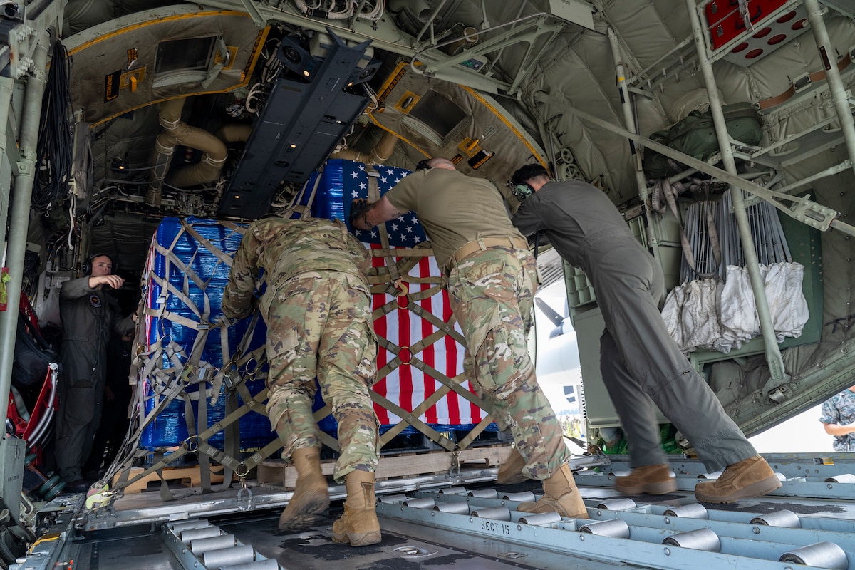 From Tasking to Airlift: 374th LRS supports Kumamoto earthquake relief