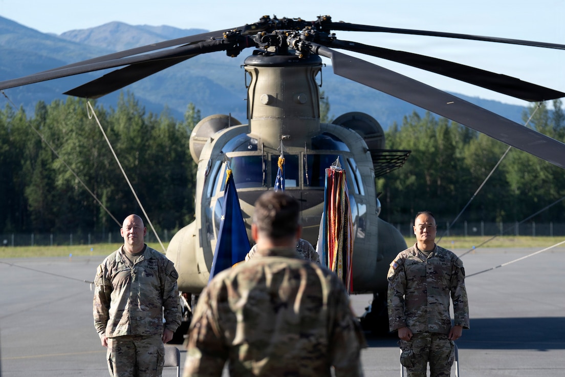 Kang succeeds Mortrud as 38th Troop Command commander