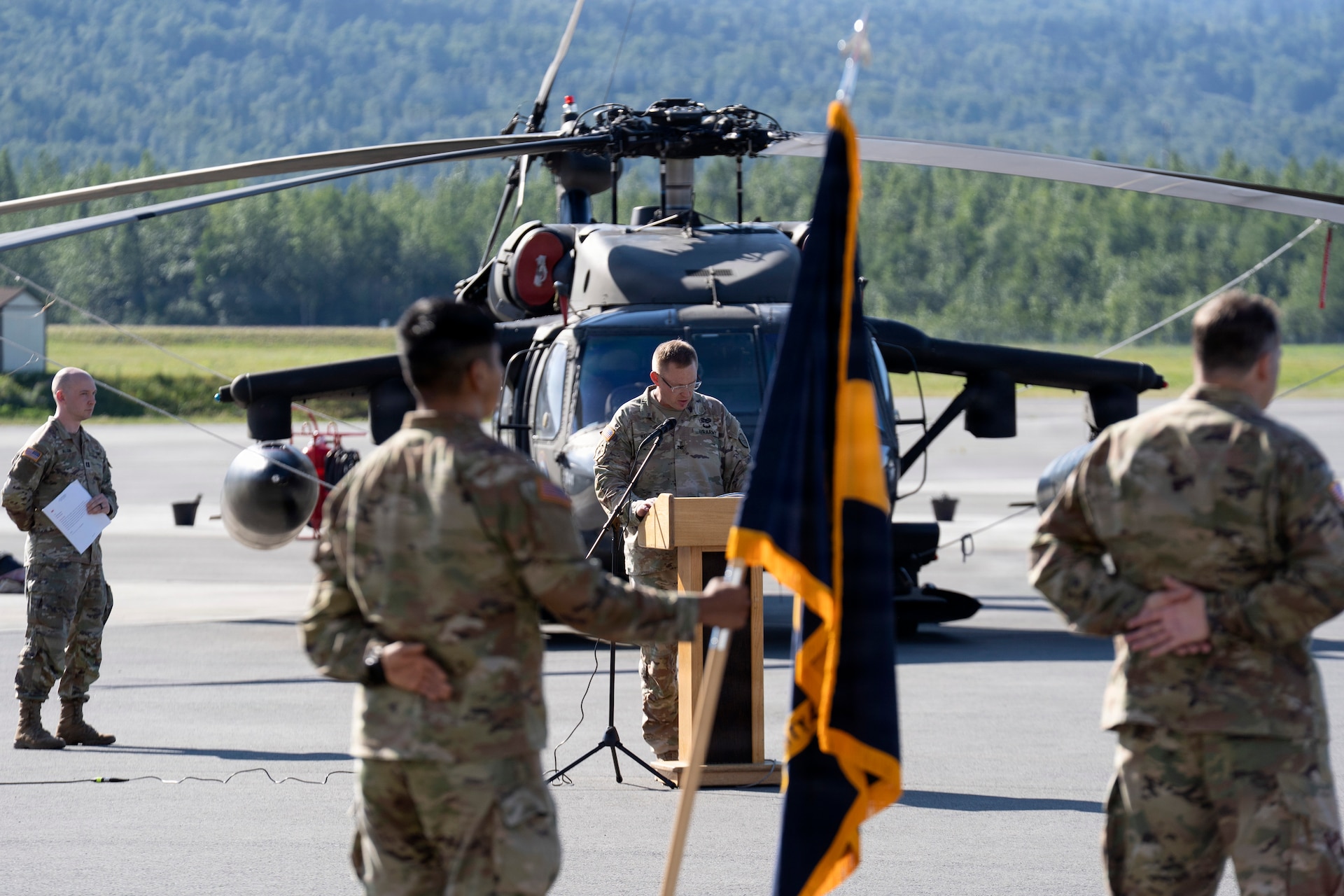 Kang succeeds Mortrud as 38th Troop Command commander