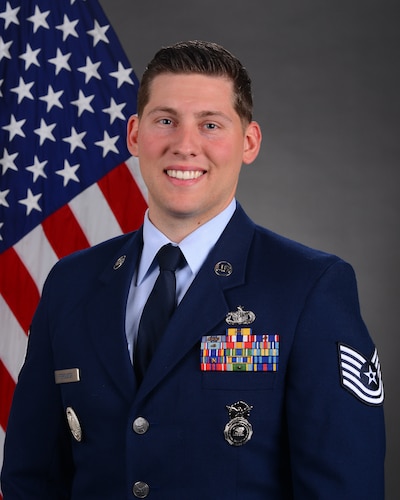 Official photo of enlisted Airman.