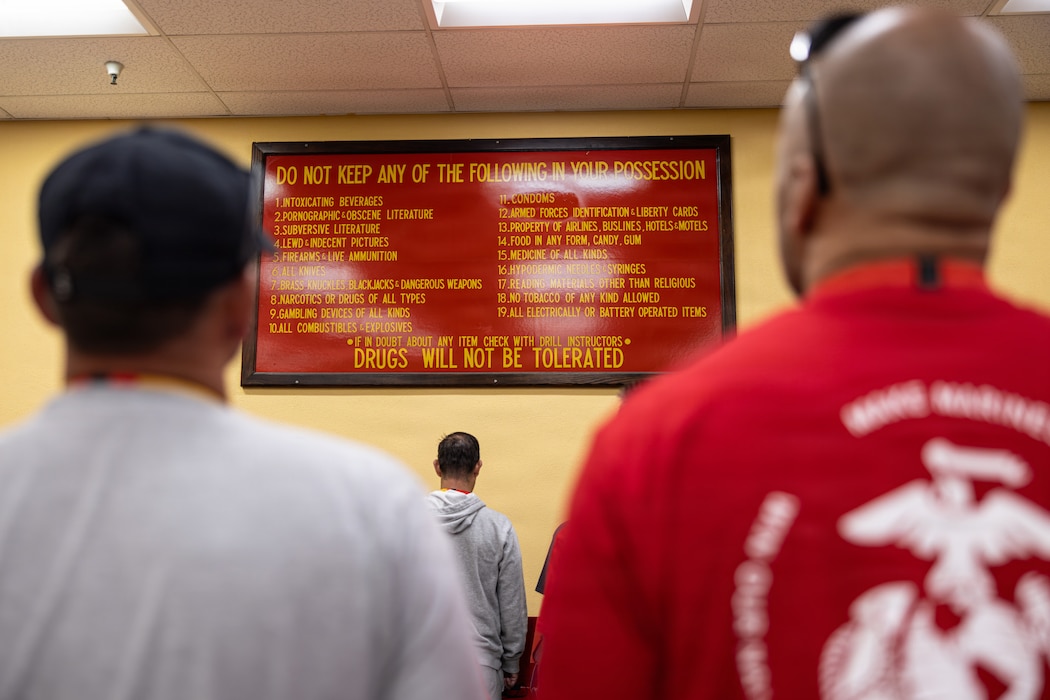 Educators and Community Influencers from across Washington, Oregon and California visit MCRD San Diego
