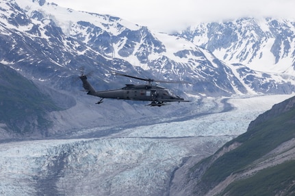 176th Wing flies last Pave Hawk mission, fully transitions to Jolly Green