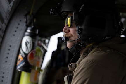 176th Wing flies last Pave Hawk mission, fully transitions to Jolly Green