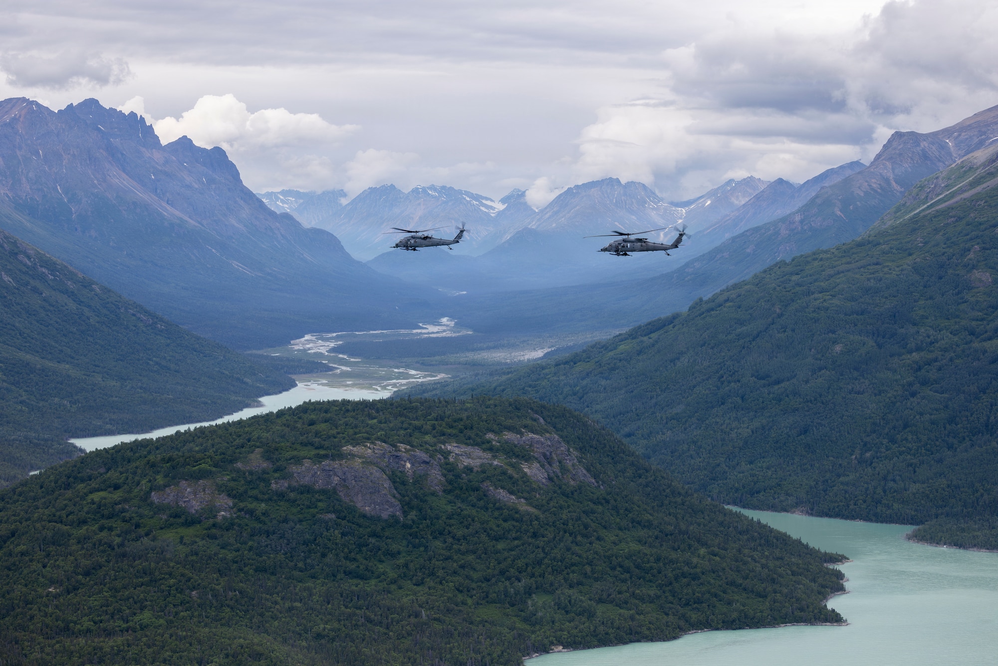 176th Wing flies last Pave Hawk mission, fully transitions to Jolly Green