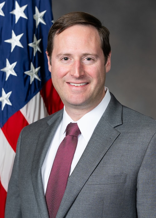 This is the official photo of Sean W. Mack.