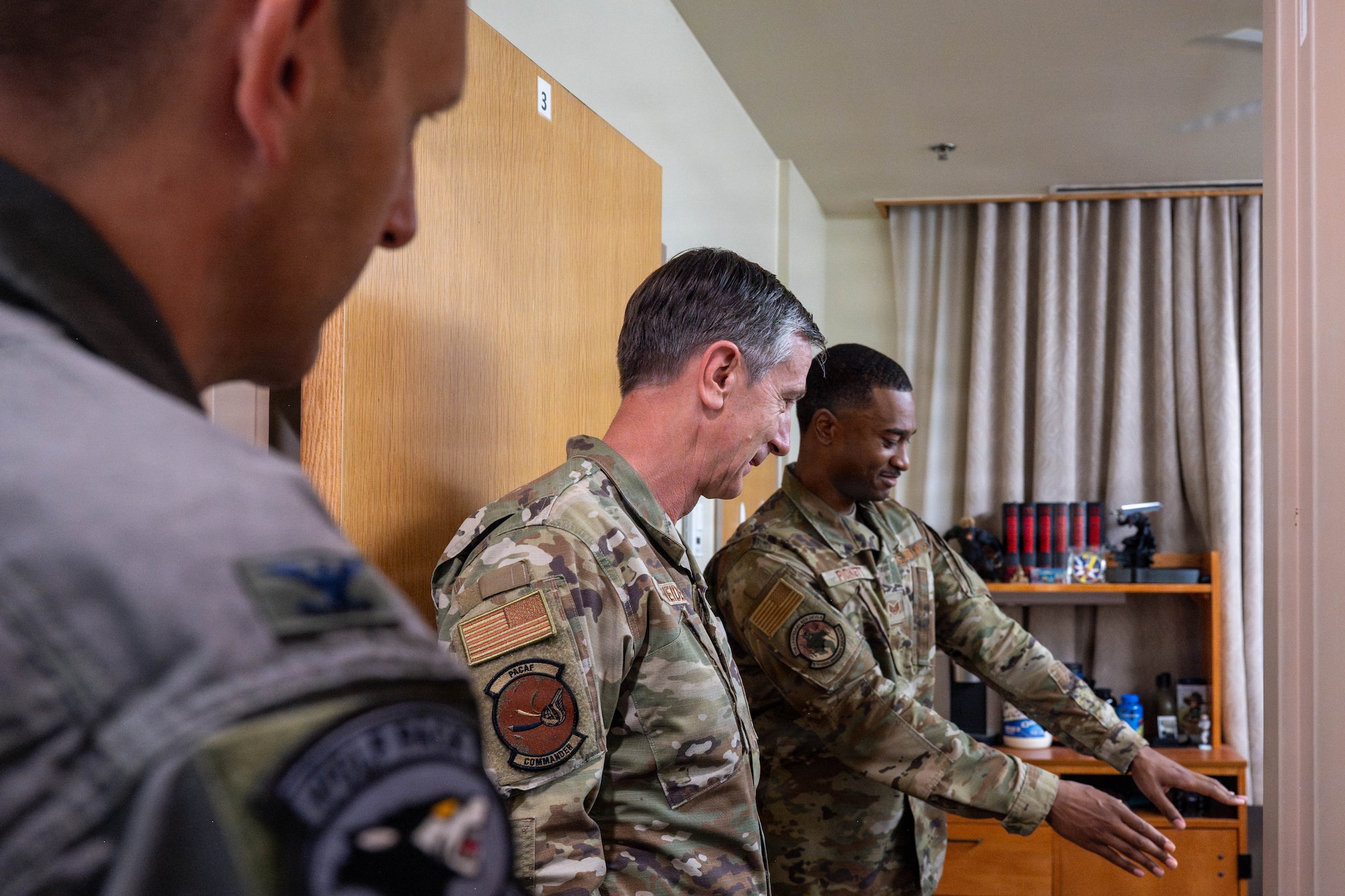 Gen. Schneider receives brief.