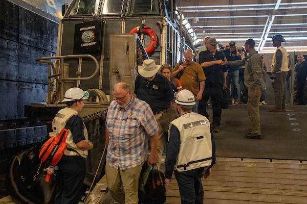 USS Essex (LHD 2) Hosts Tiger Cruise on Return to San Diego