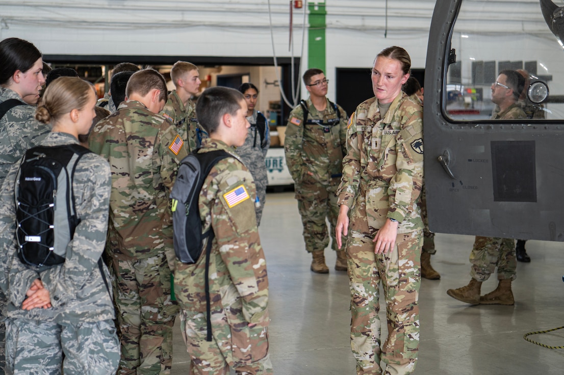 civil air patrol visits army aviation facility