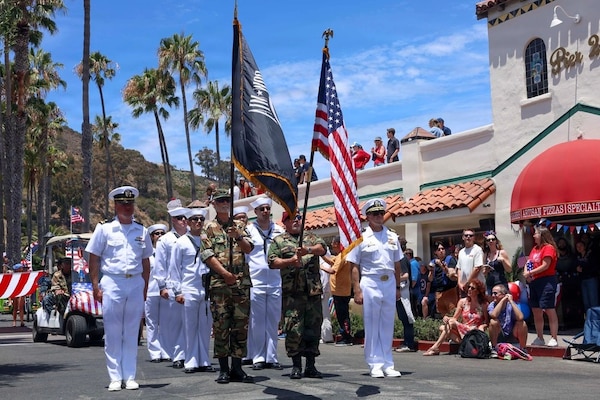 Fort Worth Visits Catalina Island for Independence Day Ceremony