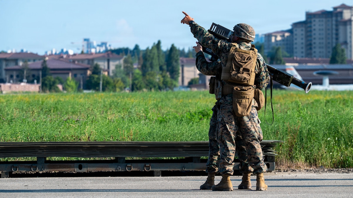 U.S. service members participate in a C-sUAS exercise.