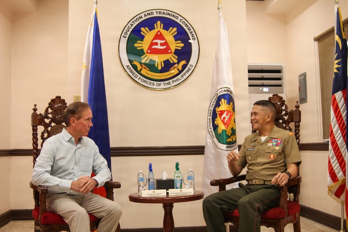Steve Castonguay, Deputy Director for the U.S. Pacific Command’s Center for Excellence in Disaster, meets with Philippine Marine Corps Brig. Gen. Alexander G. Gigatone, Deputy Commander for the Armed Forces of the Philippines’ (AFP) Education and Training Command, during the AFP Command and General Staff College at Camp Aguinaldo, Philippines 3 August.