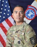 DA photo of USARD 3rd BDE Commander Col Lee Monzon.