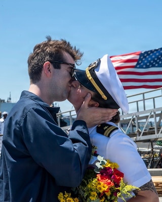 USS Fitzgerald Returns to Homeport