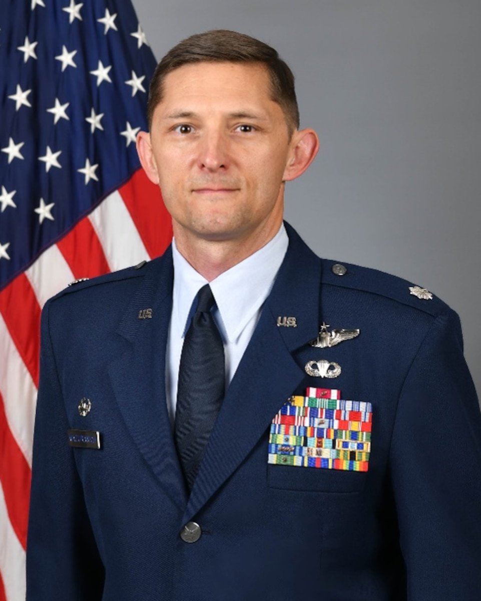 Official Photo of Lt. Col. Lonnie Mazuranich, Deputy Commander 150th Special Operations wing and Commander 150th Operations Group.