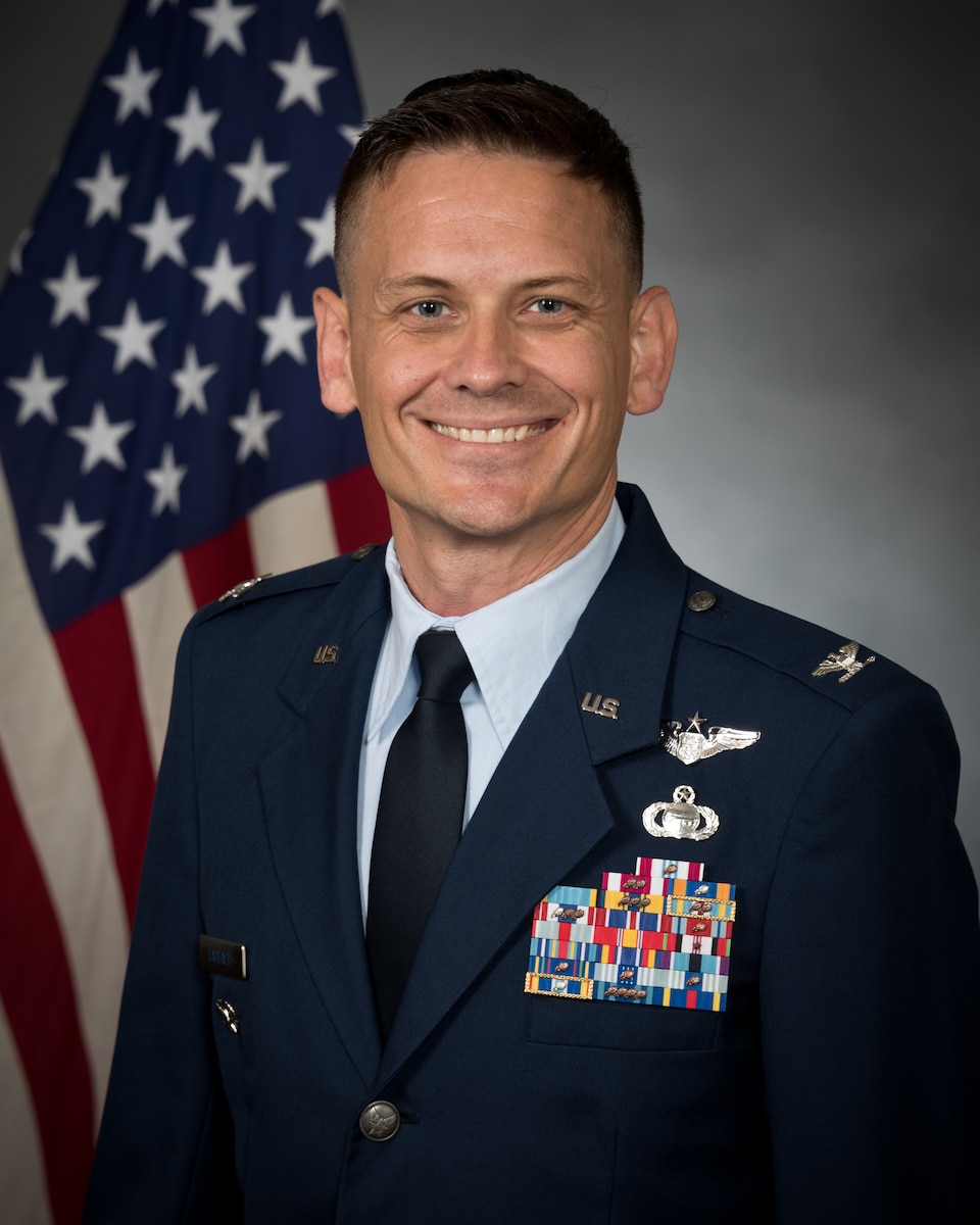 Colonel Charles D. Laubach official photo