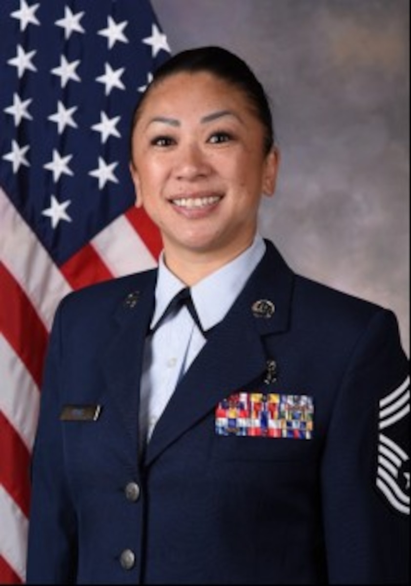 CMSgt Irons official photo.