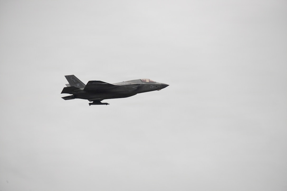 A U.S. Marine Corps F-35B Lightning II assigned to Marine Fighter Attack Squadron (VMFA) 225, Marine Aircraft Group 13, 3rd Marine Aircraft Wing, takes off during exercise Red Flag-Alaska 26-3 at Eielson Air Force Base, Alaska, Aug. 18, 2026.