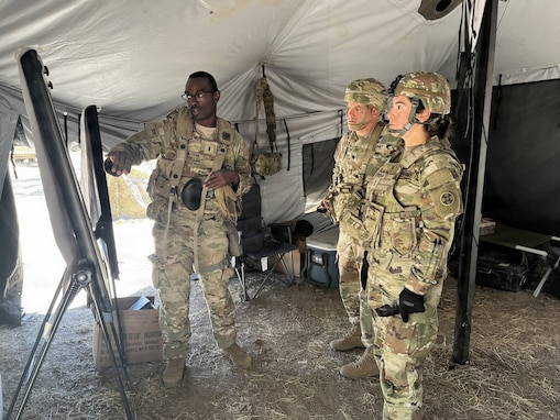 310th Sustainment Command (Expeditionary) units evaluated on mission essential tasks during Operation Bold Eagle