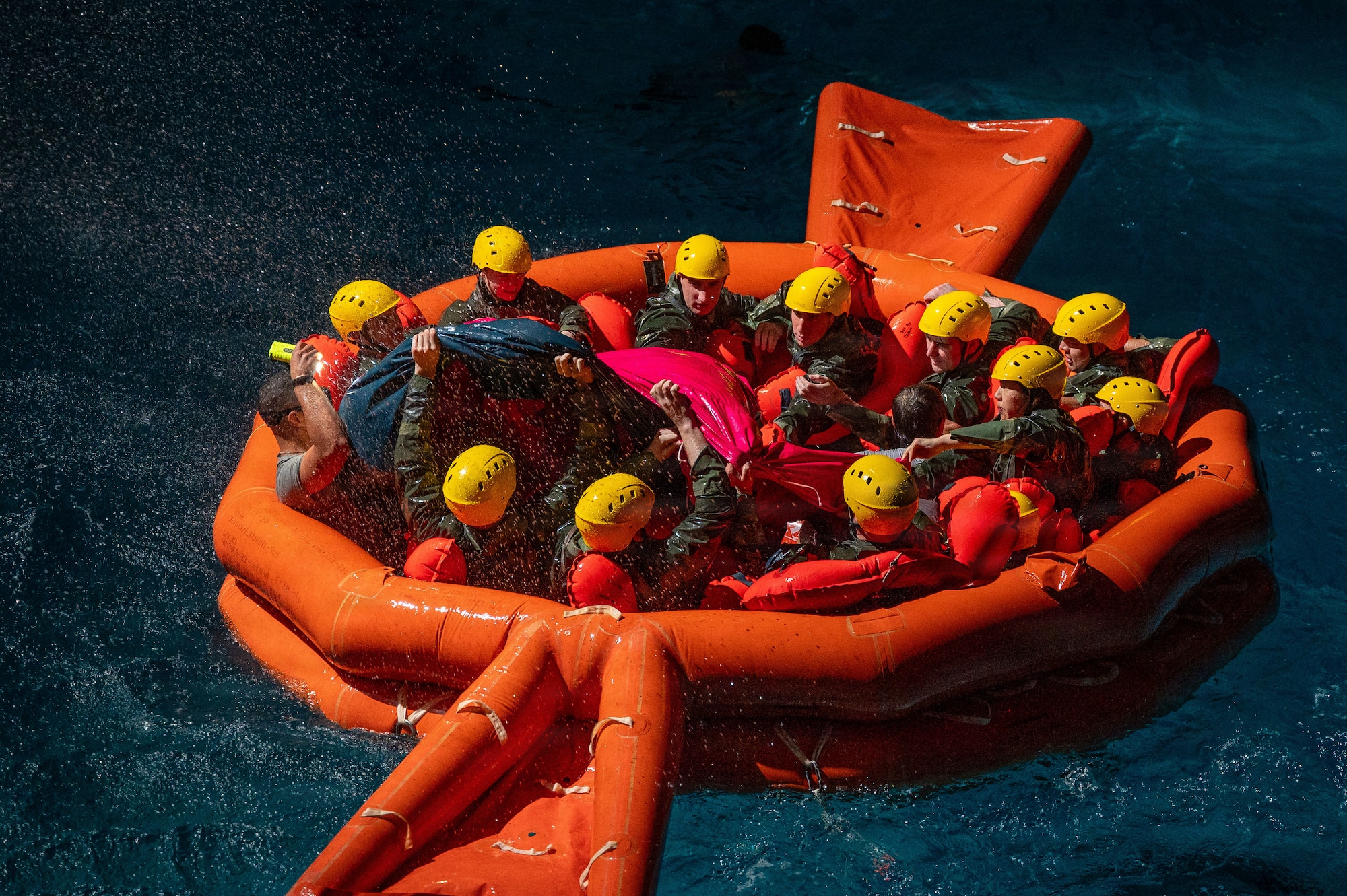 Water raft