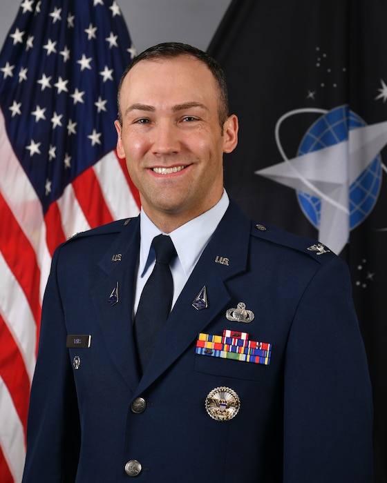 Col Yates official photo