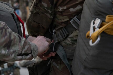 416th Civil Affairs Battalion airborne operations