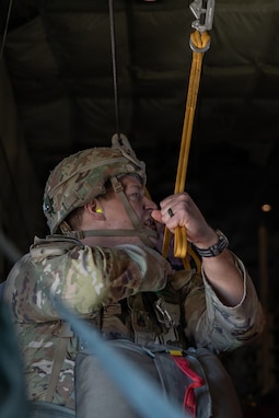 416th Civil Affairs Battalion airborne operations