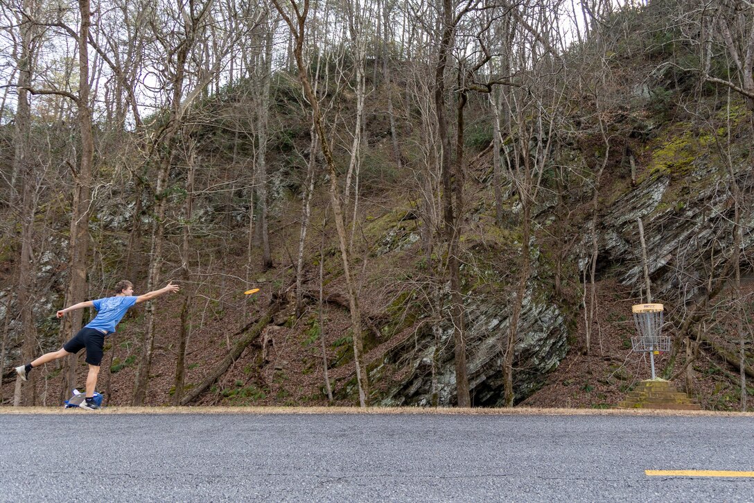 Man playing Disc Golf