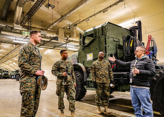 Cave Draw Preps Marines for Cold Response in Norway