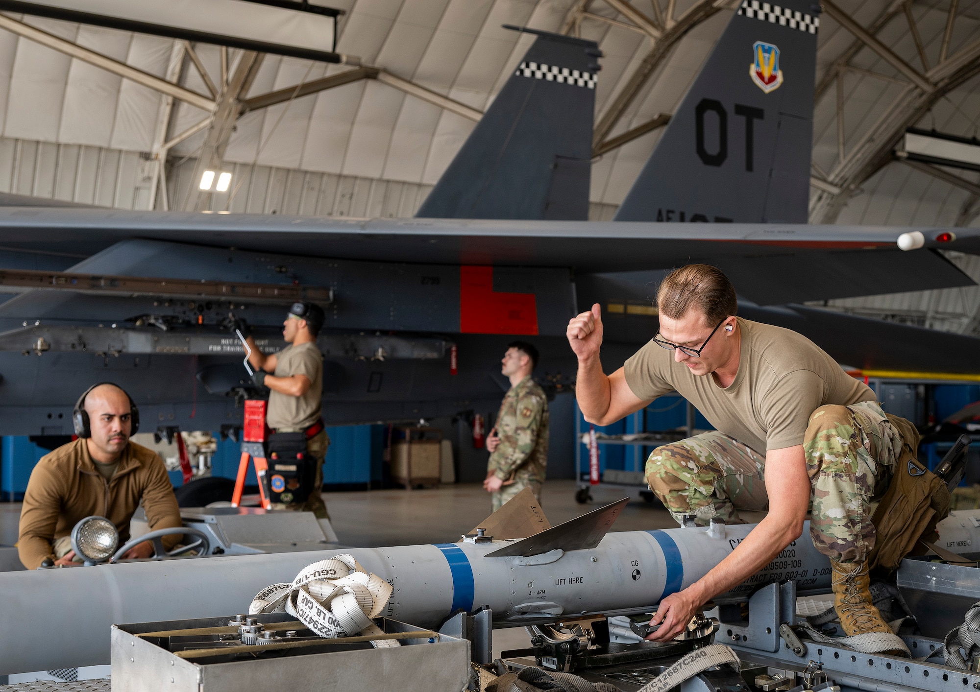 4Q Maintenance loadcrew competition