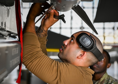 4Q Maintenance loadcrew competition